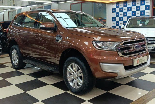 Ford Endeavour 3.2 Trend AT 4X4 Second-hand 2016 Ford Endeavour 3.2 Trend AT 4X4 for sale in Bangalore