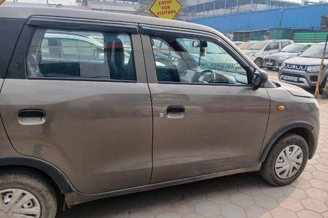 Maruti Suzuki Wagon R LXI CNG Second-hand 2025 Maruti Suzuki Wagon R LXI CNG for sale in Ballabhgarh