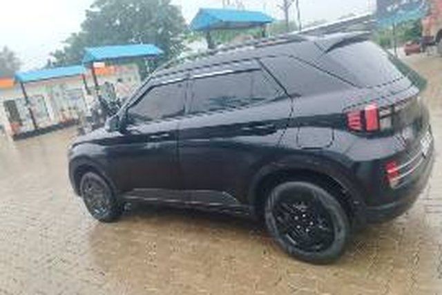 Second-hand 2023 Hyundai Venue एसएक्स for sale in Godhra