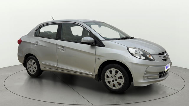 Second-hand 2015 Honda Amaze एस रेनफोर्स्ड i-Vtech for sale in New Delhi
