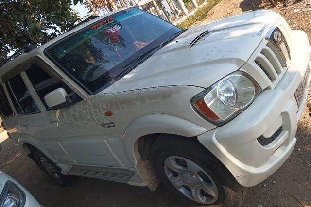 Second-hand 2012 Mahindra Scorpio EX for sale in Dhule