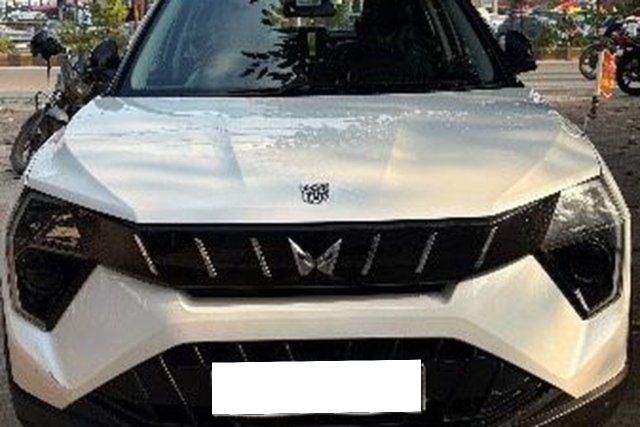 Mahindra XUV 3XO AX5 Second-hand 2025 Mahindra XUV 3XO AX5 for sale in Bareilly