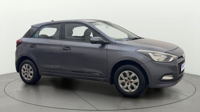 Hyundai i20 Sportz 1.2 Second-hand 2016 Hyundai i20 Sportz 1.2 for sale in Hyderabad