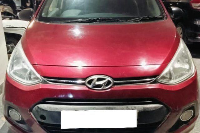 Hyundai Grand i10 मैग्ना Second-hand 2013 Hyundai Grand i10 मैग्ना for sale in New Delhi