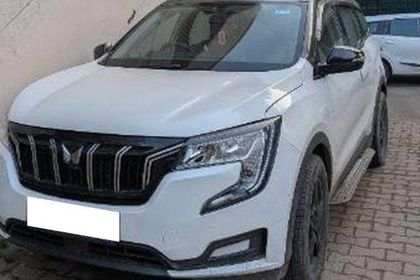 2024 Mahindra XUV700 MX 5Str