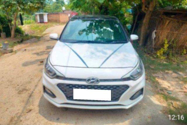 Hyundai i20 1.2 Asta Dual Tone Second-hand 2018 Hyundai i20 1.2 Asta Dual Tone for sale in Buxar
