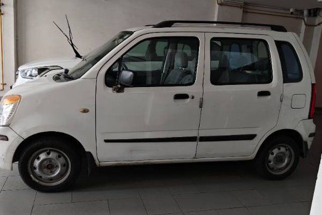 Second-hand 2009 Maruti Suzuki Wagon R एलएक्सआई Minor for sale in Surat