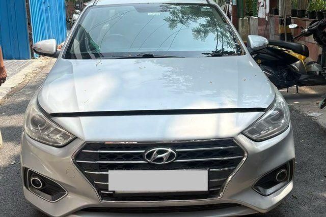 Hyundai Verna CRDi 1.6 SX Option Second-hand 2017 Hyundai Verna CRDi 1.6 SX Option for sale in New Delhi
