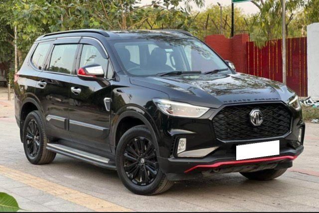 MG Gloster Black Storm 4x2 6Str Second-hand 2023 MG Gloster Black Storm 4x2 6Str for sale in New Delhi