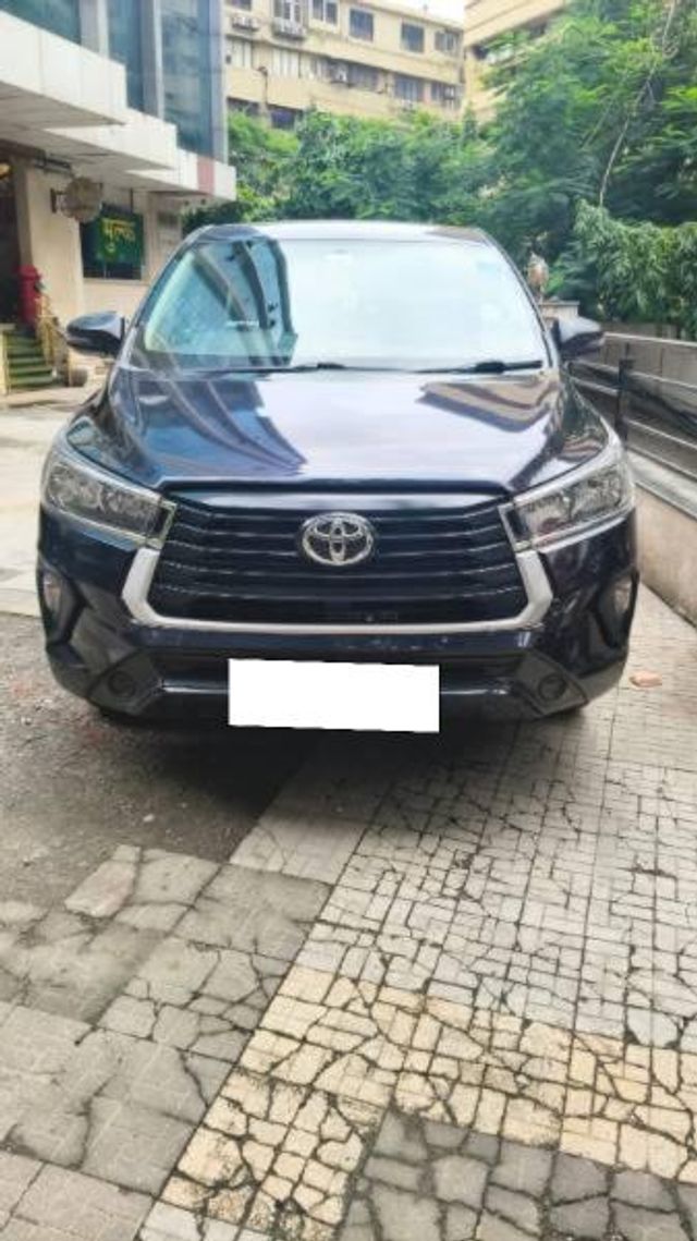 Toyota Innova Crysta 2.4 जी 7 STR Second-hand 2022 Toyota Innova Crysta 2.4 जी 7 STR for sale in Mumbai