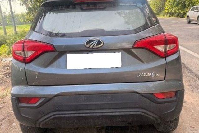 Second-hand 2022 Mahindra XUV300 W6 डीजल Sunroof बीएस6 for sale in Yamuna Nagar