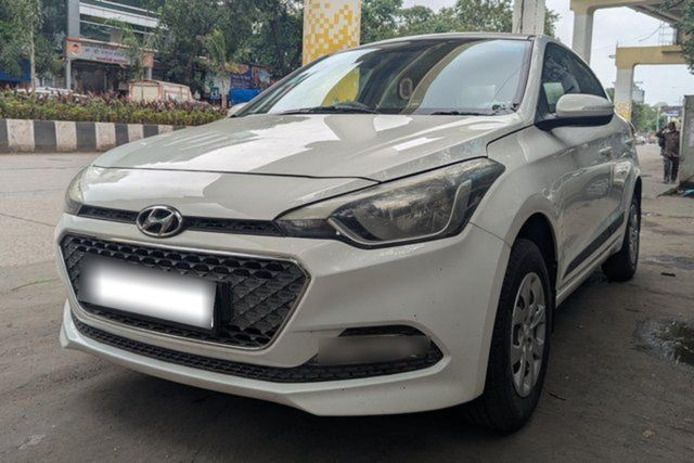 Hyundai i20 स्पोर्टज़ 1.2 Second-hand 2017 Hyundai i20 स्पोर्टज़ 1.2 for sale in Mumbai