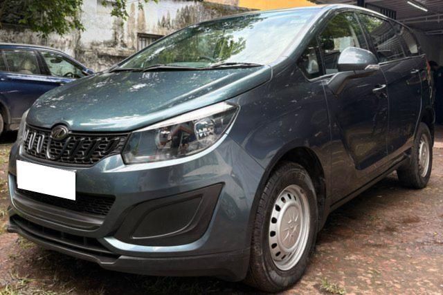 Second-hand 2019 Mahindra Marazzo एम2 8Str बीएस4 for sale in Kolkata