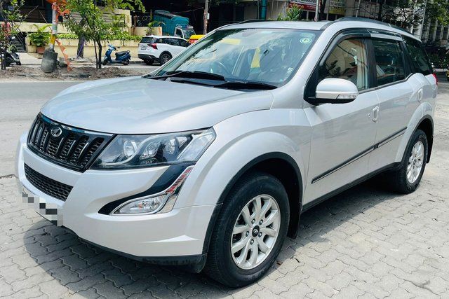 Mahindra XUV500 R W10 FWD Second-hand 2016 Mahindra XUV500 R W10 FWD for sale in Bangalore