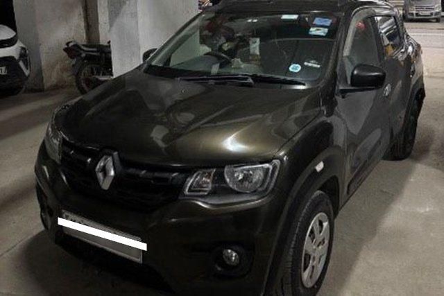 Renault KWID 1.0 RXT Second-hand 2017 Renault KWID 1.0 RXT for sale in Pune
