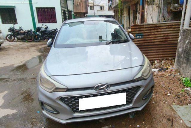 Hyundai i20 Sportz Plus BSIV Second-hand 2019 Hyundai i20 Sportz Plus BSIV for sale in Vadodara