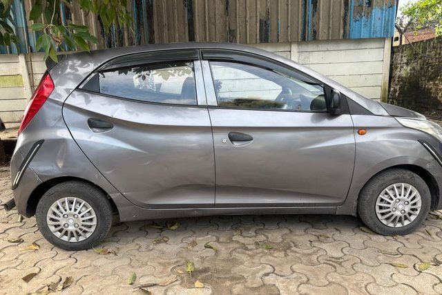 Hyundai EON D Lite Second-hand 2013 Hyundai EON D Lite for sale in Lucknow
