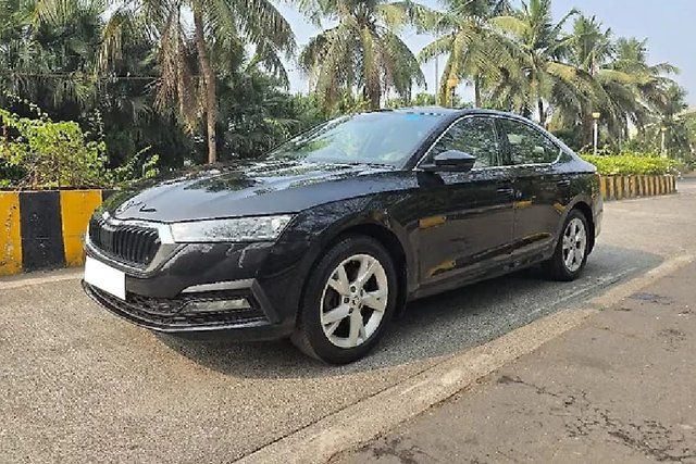 Skoda Octavia स्टाइल Second-hand 2022 Skoda Octavia स्टाइल for sale in Mumbai