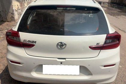 2025 Toyota Glanza E