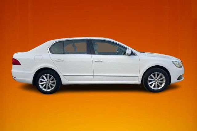 Skoda Superb Elegance 1.8 TSI AT Second-hand 2015 Skoda Superb Elegance 1.8 TSI AT for sale in Mumbai