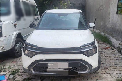 2023 Kia Carens Premium Diesel iMT