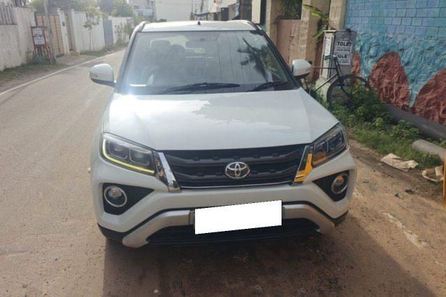 Second-hand 2021 Toyota Urban cruiser Mid AT for sale in Chennai