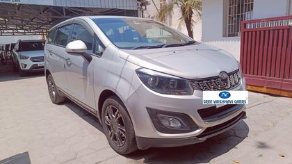 2022 Mahindra Marazzo M6 प्लस बीएस6
