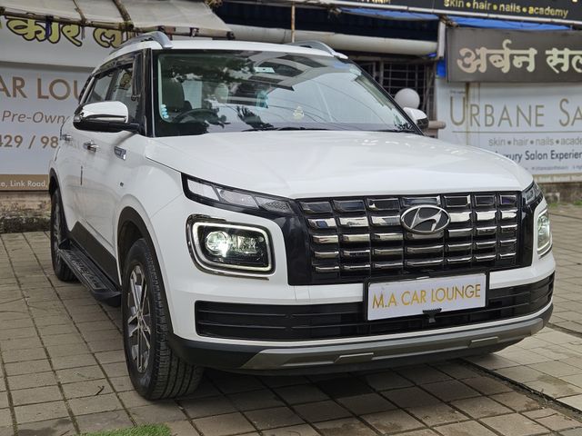 Hyundai Venue SX Opt Turbo DCT Second-hand 2024 Hyundai Venue SX Opt Turbo DCT for sale in Mumbai
