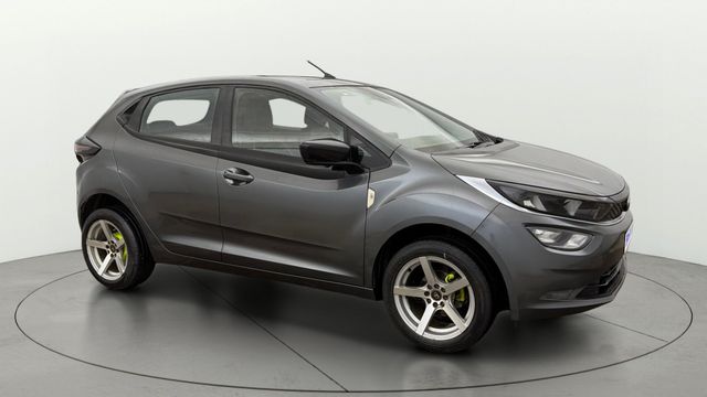 Second-hand 2022 Tata Altroz XT BSVI for sale in Noida