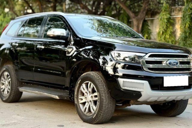 Second-hand 2018 Ford Endeavour 3.2 Titanium AT 4X4 for sale in New Delhi