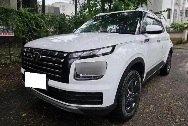 Hyundai Venue S 2023-2025 Second-hand 2023 Hyundai Venue S 2023-2025 for sale in Nashik