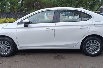 2021 होंडा सिटी V CVT