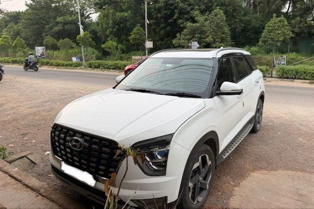 Second-hand 2022 Hyundai Alcazar 1.5 Signature (O) 7-Seater Diesel AT for sale in Hyderabad