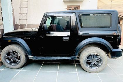 2024 Mahindra Thar LX Hard Top डीजल AT