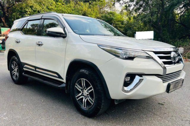 Toyota Fortuner 2.8 2WD MT बीएस4 Second-hand 2018 Toyota Fortuner 2.8 2WD MT बीएस4 for sale in New Delhi