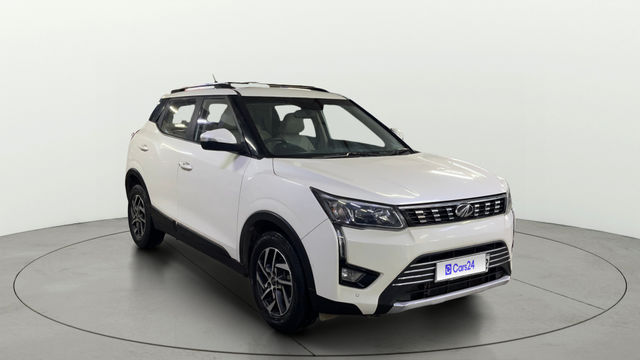 Second-hand 2022 Mahindra XUV300 W8 Opt AMT for sale in Indore