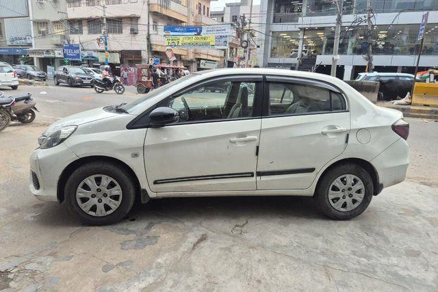 Honda Amaze S i-VTEC Second-hand 2017 Honda Amaze S i-VTEC for sale in New Delhi