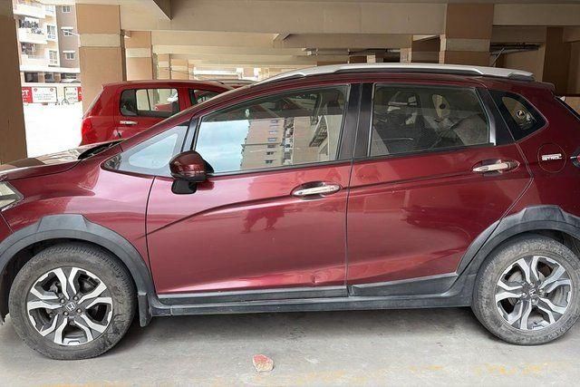 Honda WR-V i-VTEC वीएक्स Second-hand 2017 Honda WR-V i-VTEC वीएक्स for sale in Hyderabad