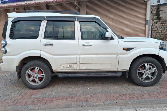 Mahindra Scorpio S10 AT 2WD Second-hand 2016 Mahindra Scorpio S10 AT 2WD for sale in Tumkur