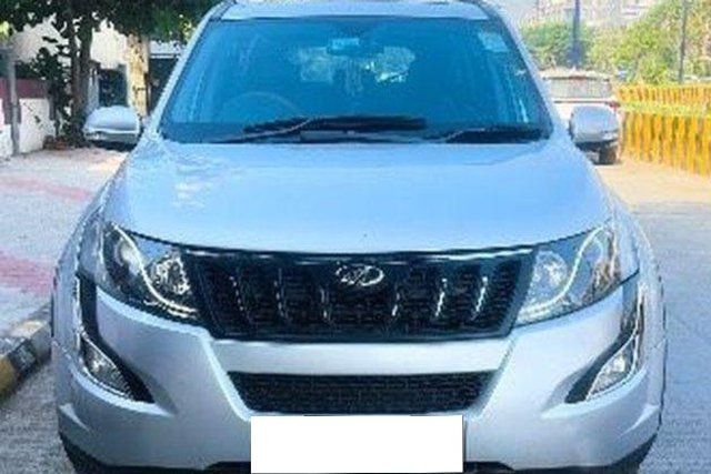 Second-hand 2018 Mahindra XUV500 W10 AWD for sale in Indore