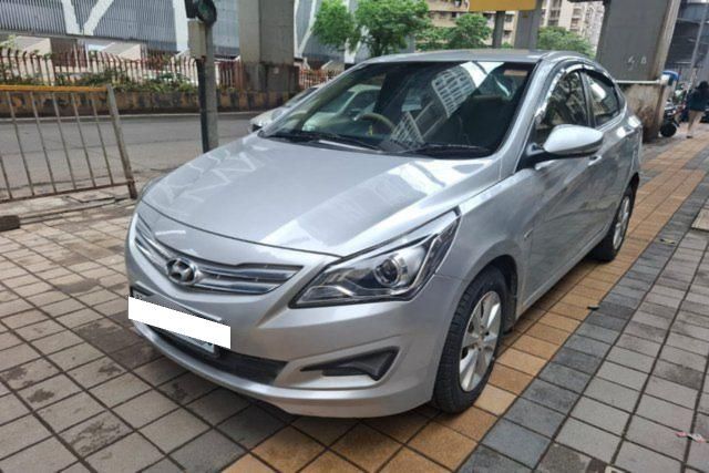 Hyundai Verna 1.6 CRDi AT एस रेनफोर्स्ड Second-hand 2017 Hyundai Verna 1.6 CRDi AT एस रेनफोर्स्ड for sale in Mumbai