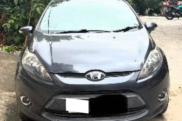 Second-hand 2012 Ford Fiesta पेट्रोल स्टाइल for sale in Bangalore