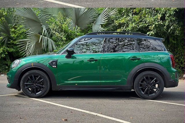 Second-hand 2023 Mini Cooper Countryman Cooper एस रेनफोर्स्ड for sale in New Delhi