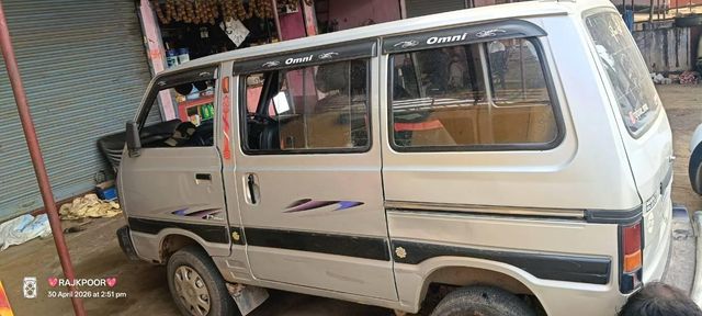 Maruti Suzuki Omni ई एमपीआई एसटीडी बीएस4 Second-hand 2015 Maruti Suzuki Omni ई एमपीआई एसटीडी बीएस4 for sale in Jamui