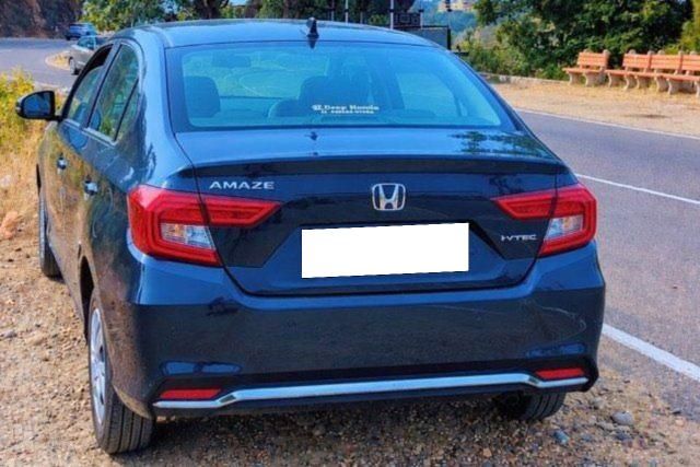 Second-hand 2024 Honda Amaze वीएक्स for sale in Firozpur