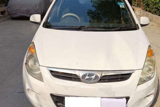 Second-hand 2012 Hyundai i20 1.2 Magna for sale in New Delhi