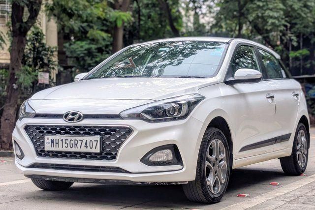 Hyundai i20 एस्टा ऑप्शन CVT बीएस4 Second-hand 2019 Hyundai i20 एस्टा ऑप्शन CVT बीएस4 for sale in Mumbai