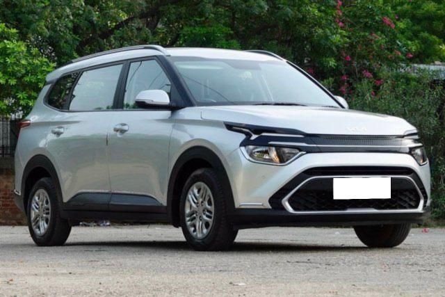 Kia Carens प्रीमियम बीएस6 Second-hand 2023 Kia Carens प्रीमियम बीएस6 for sale in New Delhi