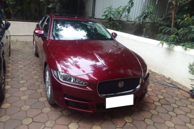 Jaguar XE 2.0L डीजल प्रेस्टीज Second-hand 2018 Jaguar XE 2.0L डीजल प्रेस्टीज for sale in Mumbai