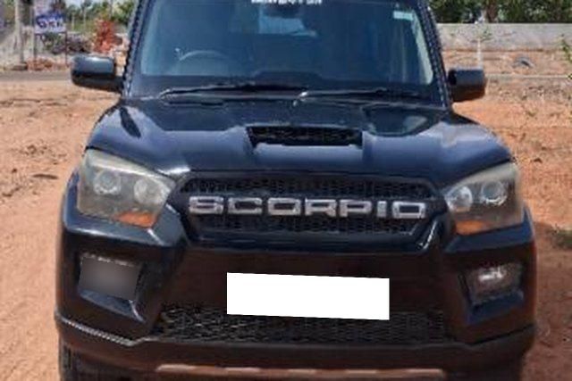 Mahindra Scorpio 1.99 S10 Second-hand 2015 Mahindra Scorpio 1.99 S10 for sale in Tirunelveli